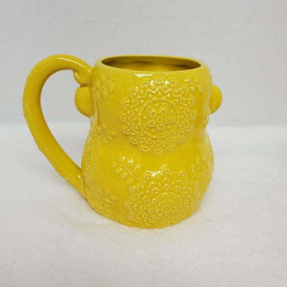Tara At Home Mila Monkey Yellow Large 20oz Coffee Cup Mug Set of Two - Picture 2 of 4